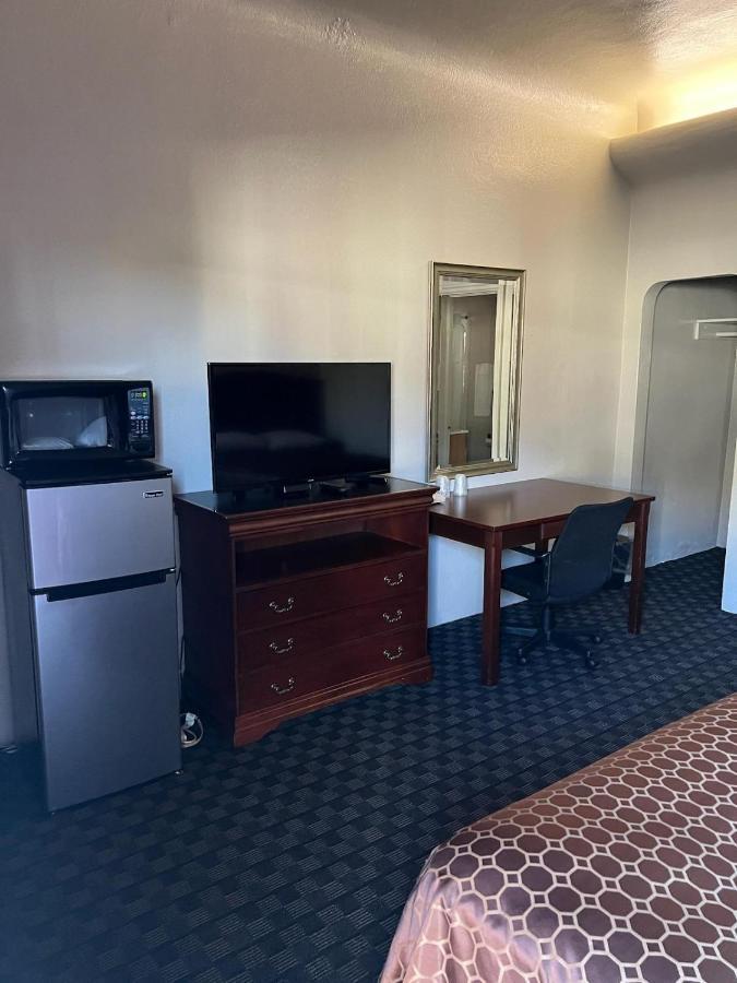 Regency Inn Junction City Exterior foto